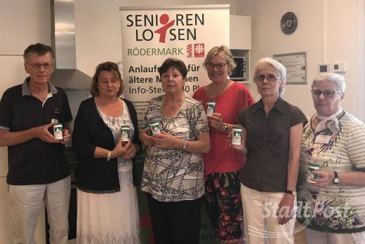 Seniorenlotsen Rödermark präsentieren die „Notfalldose“: Eine kleine Dose  im Kühlschrank kann Leben retten